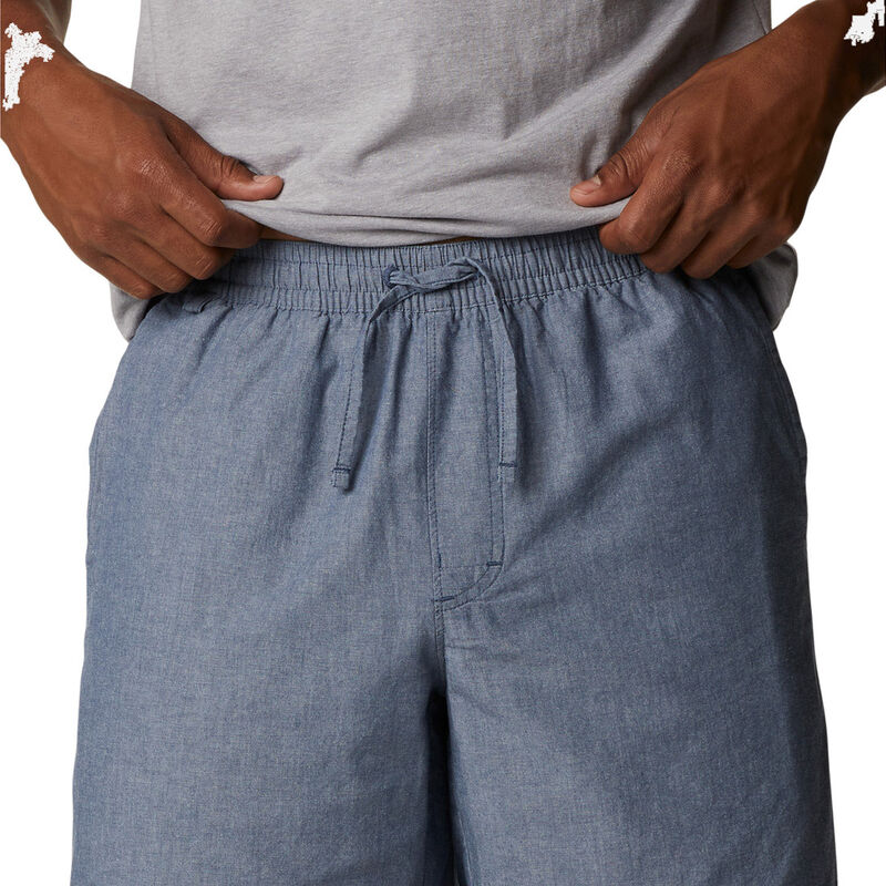 מכנסיים קצרים לגברים
